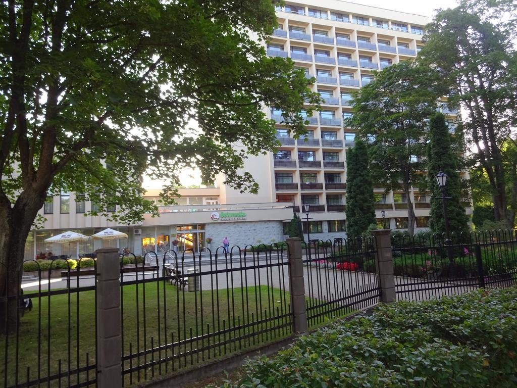 贝尔露西亚康复中心度假村 Jūrkalne 外观 照片